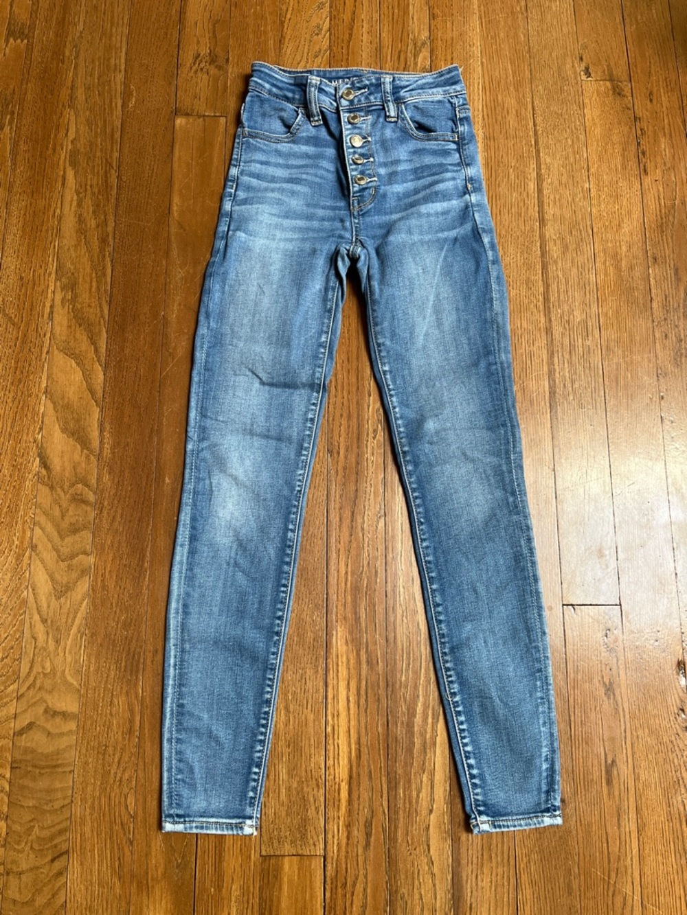 American Eagle High-Rise Button-Fly Women's Skinny Jeans - Blue